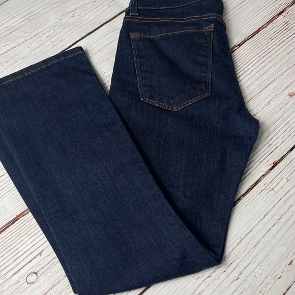 J Brand 25 GIG Pure dark wash mid-rise crop Flared - Picture 4 of 15